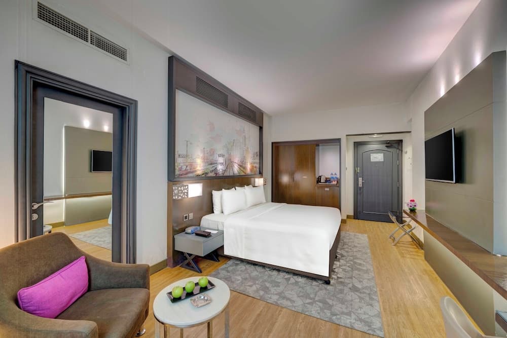 Howard Johnson Plaza By Wyndham Dubai Deira