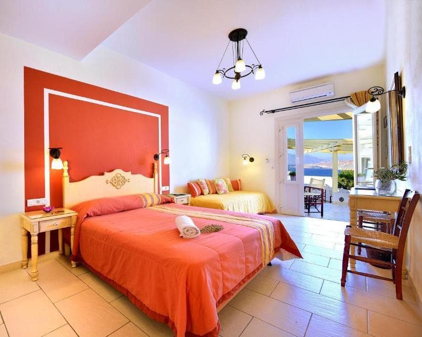 Pelican Hotel 