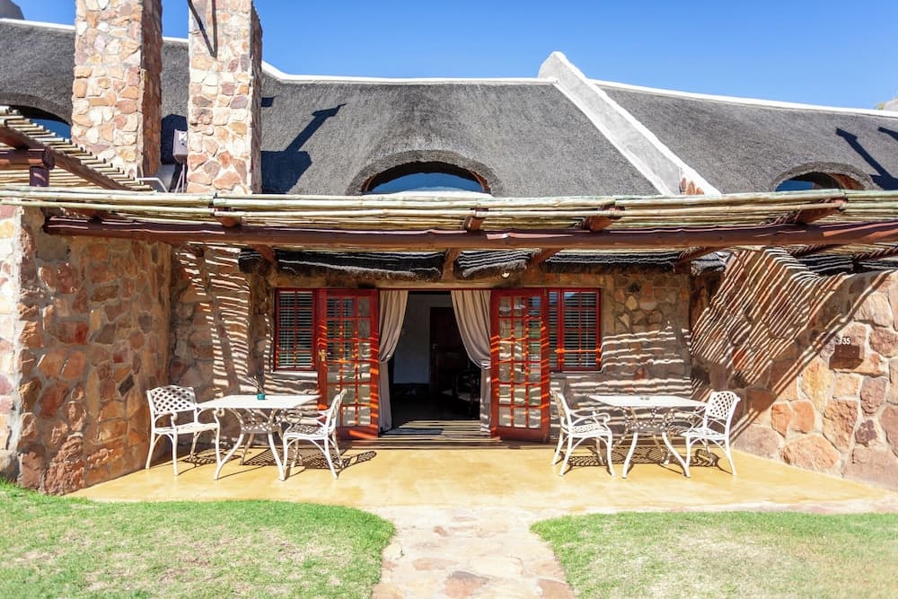 Aquila Private Game Reserve & Spa, Terrace/patio