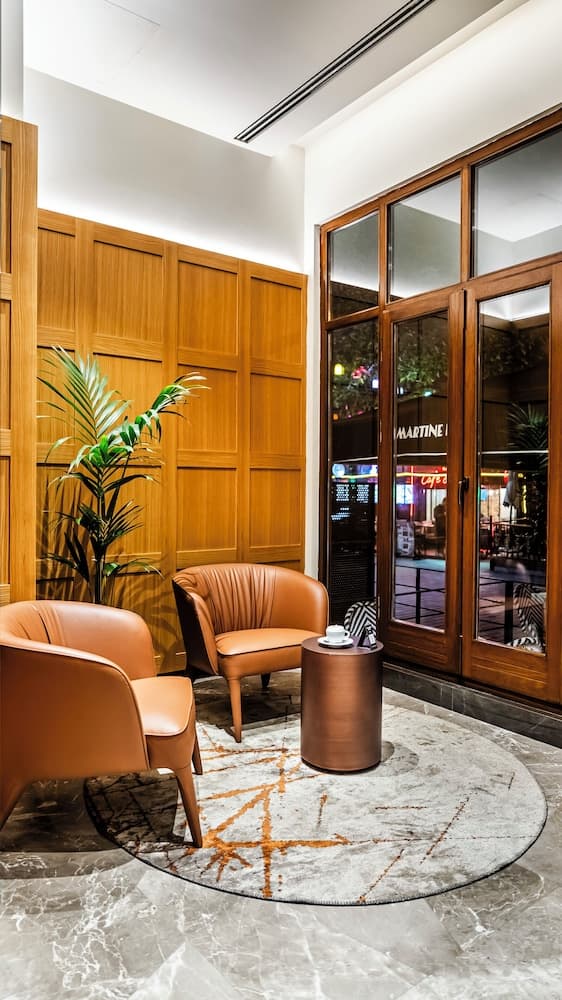 Lamartine Hotel