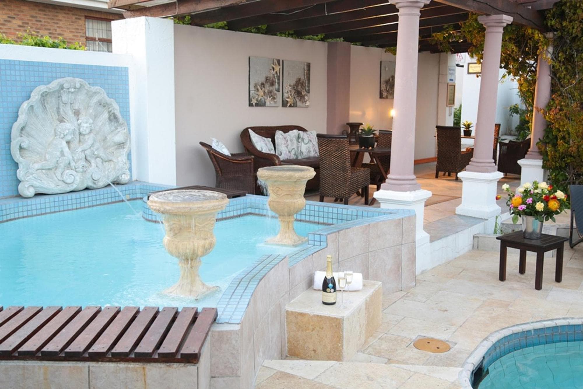 Misty Waves Boutique Hotel