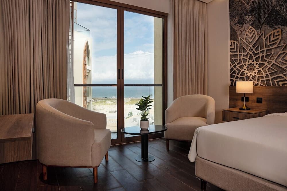 Golden Tulip Muscat The Village