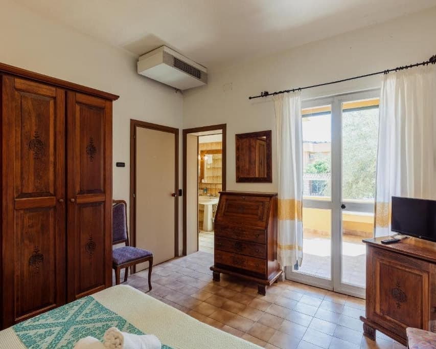 Club Malaspina Hotel & Resort