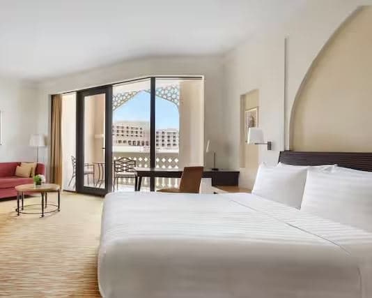 Hilton Muscat Al Bandar