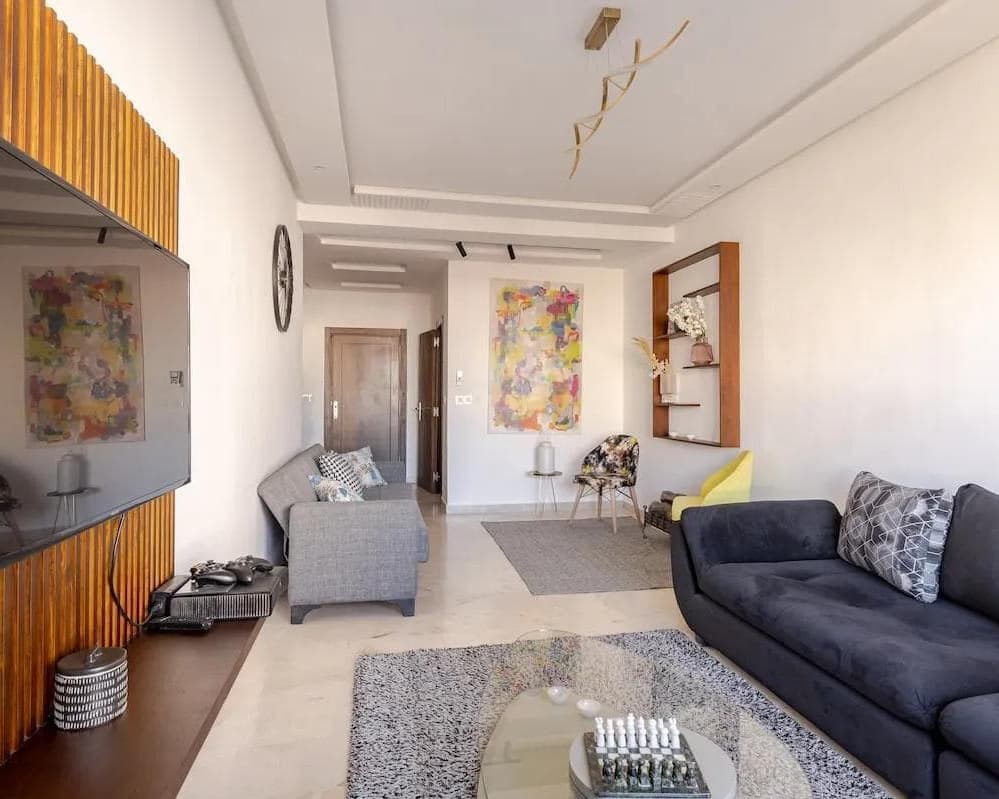 Comfortable Suite with Balcony - Beach & TGV Station