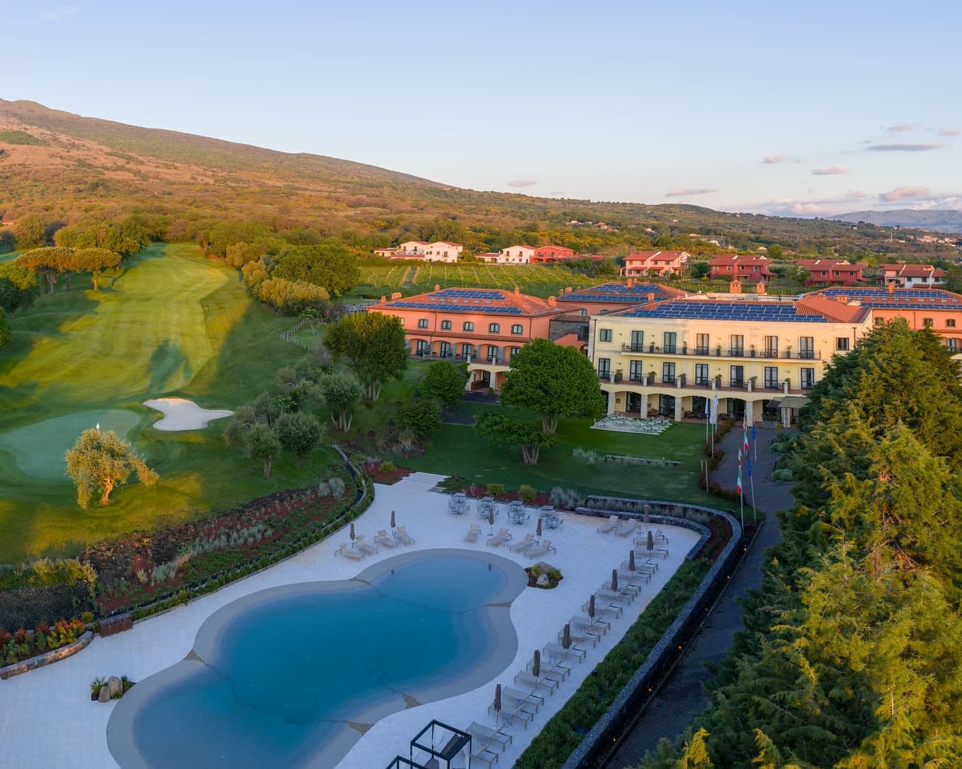 Picciolo Etna Golf Resort & Spa, Curio Collection by Hilton