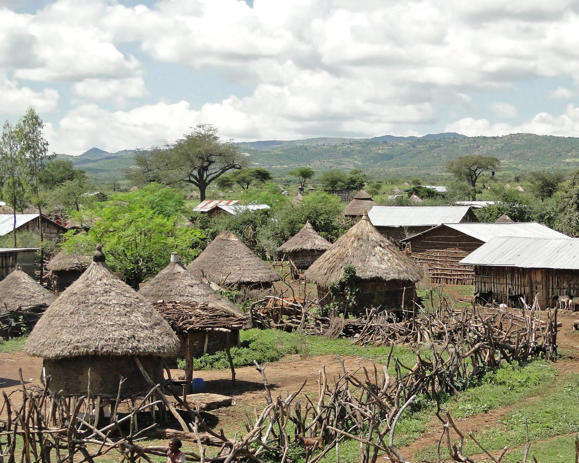ETIOPIA, ETNIAS DEL VALLE DEL OMO
