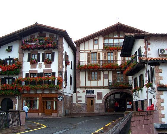 Reino de Navarra y Ruta de la Brujería