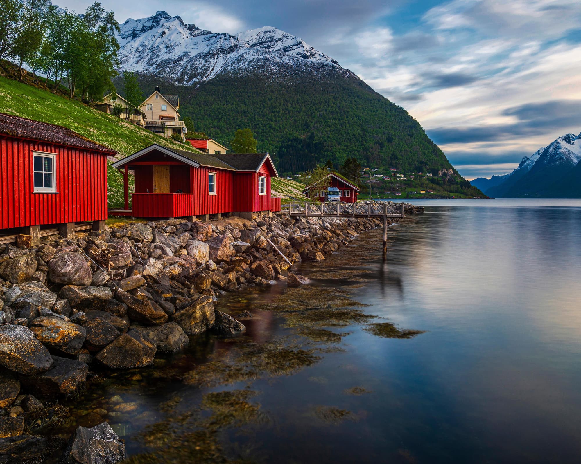 Hjorundfjord fiord, Noruega