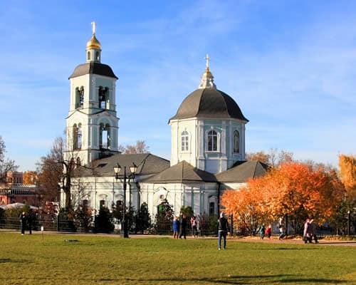 Capitales de Rusia, Puente de Diciembre 
