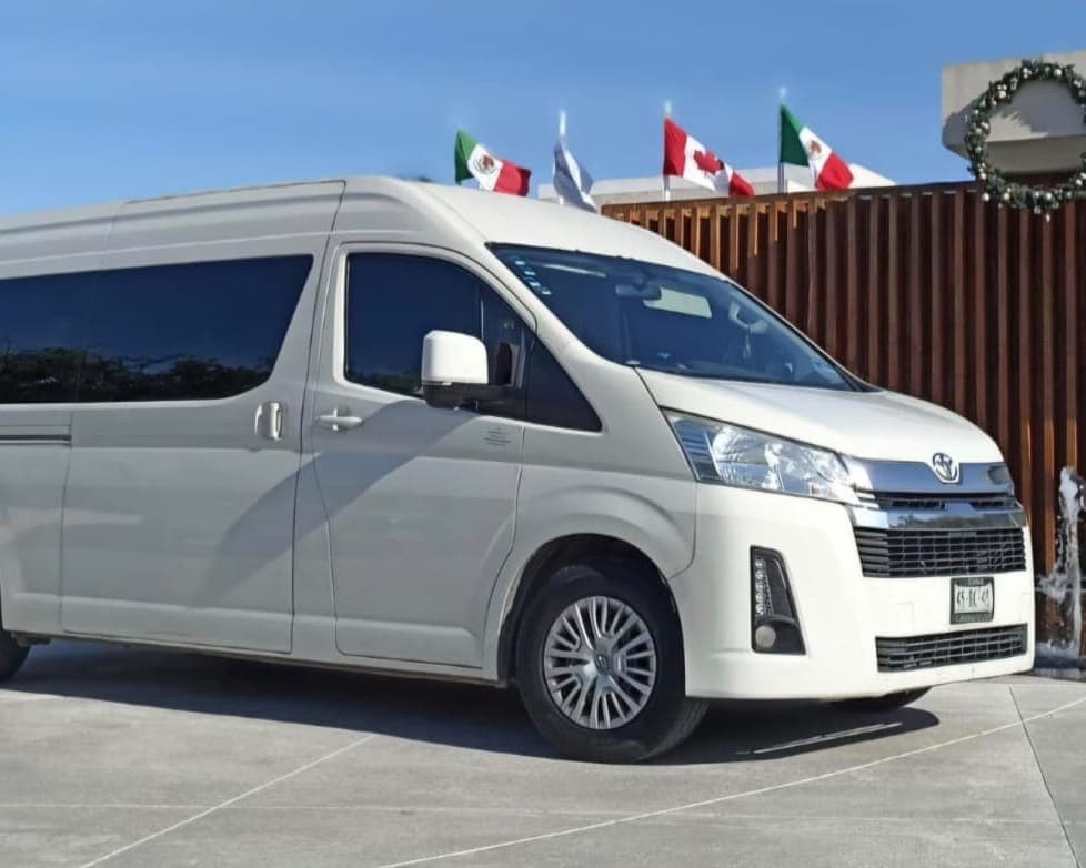 Transfer from Sensira Resort & Spa Riviera Maya – All Inclusive to Aeropuerto Internacional de Cancún (CUN)