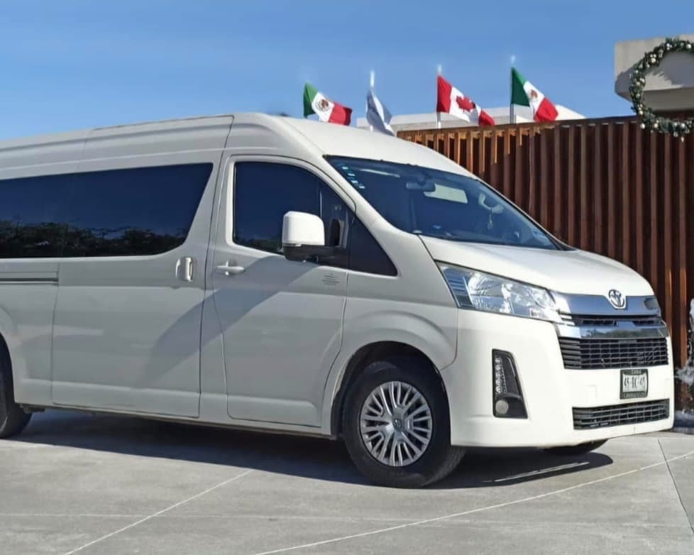Transfer de Aeropuerto Internacional de Cancún (CUN) a All Ritmo Cancun Resort & Water Park - All Inclusive