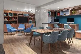 Holiday Inn London - Kensington Forum