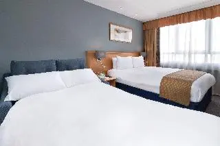 Holiday Inn London - Kensington Forum