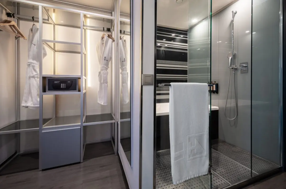 EUROSTARS PALACE