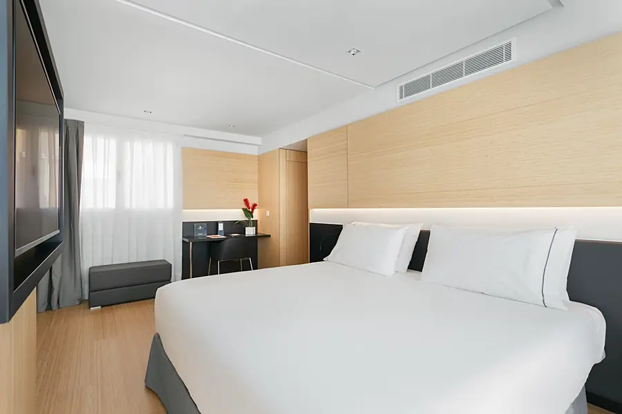 DORMA PLAZA CATALUNYA