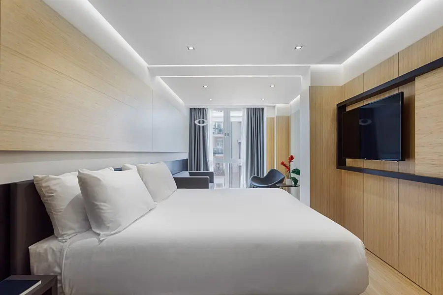 DORMA PLAZA CATALUNYA