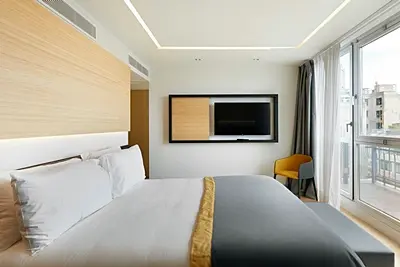 DORMA PLAZA CATALUNYA