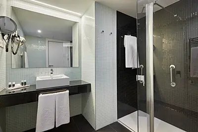DORMA PLAZA CATALUNYA