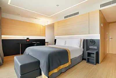 DORMA PLAZA CATALUNYA