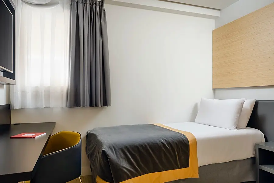 DORMA PLAZA CATALUNYA