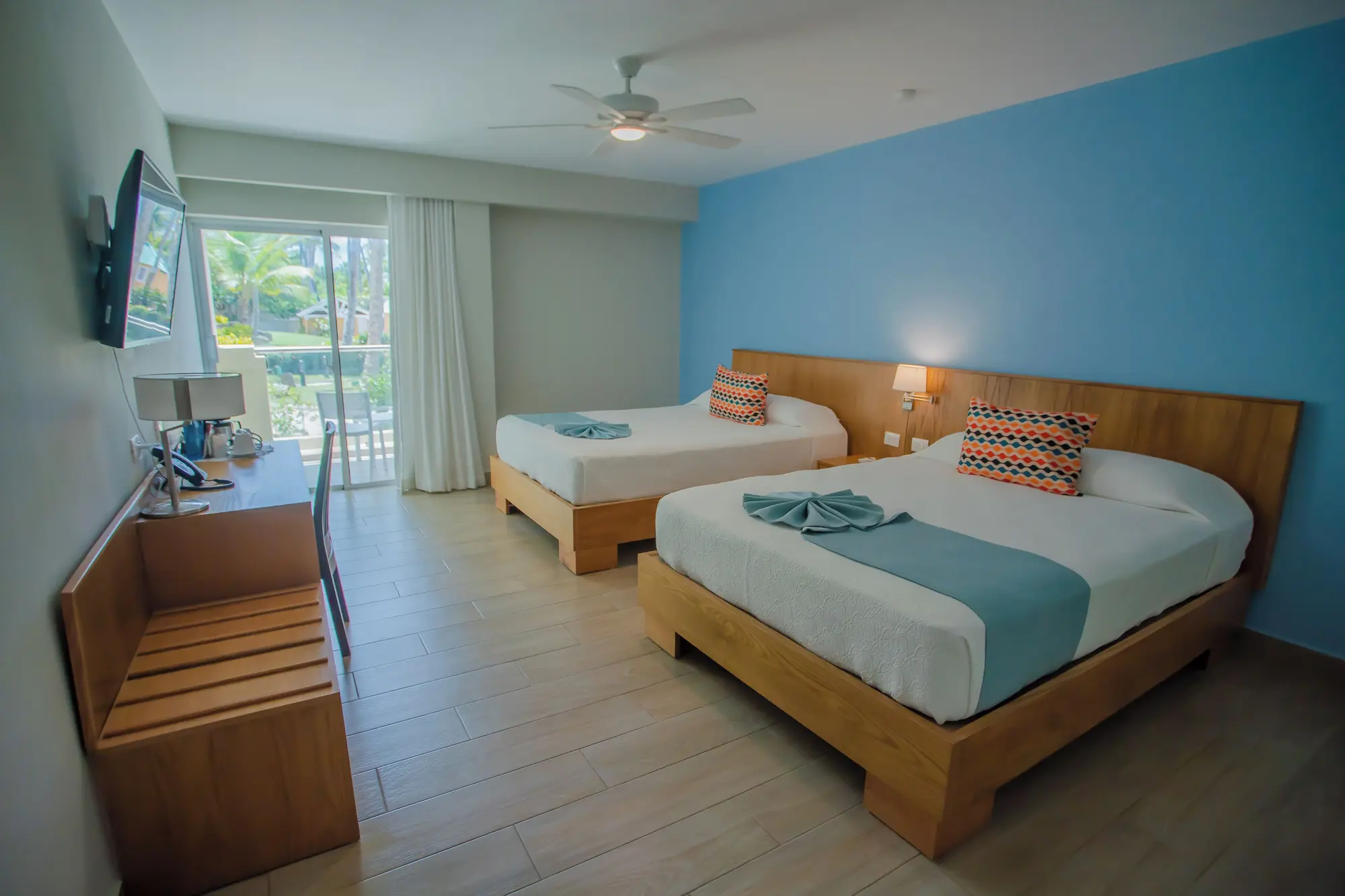 Coral Costa Caribe Beach Resort - All Inclusive