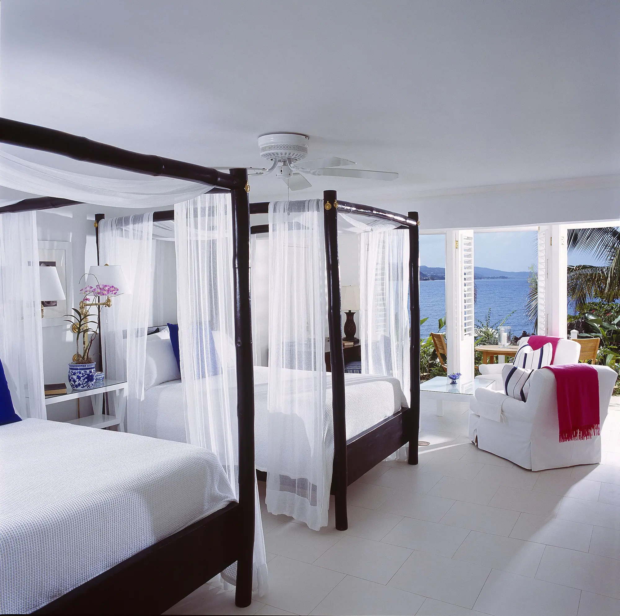 Round Hill Hotel And Villas