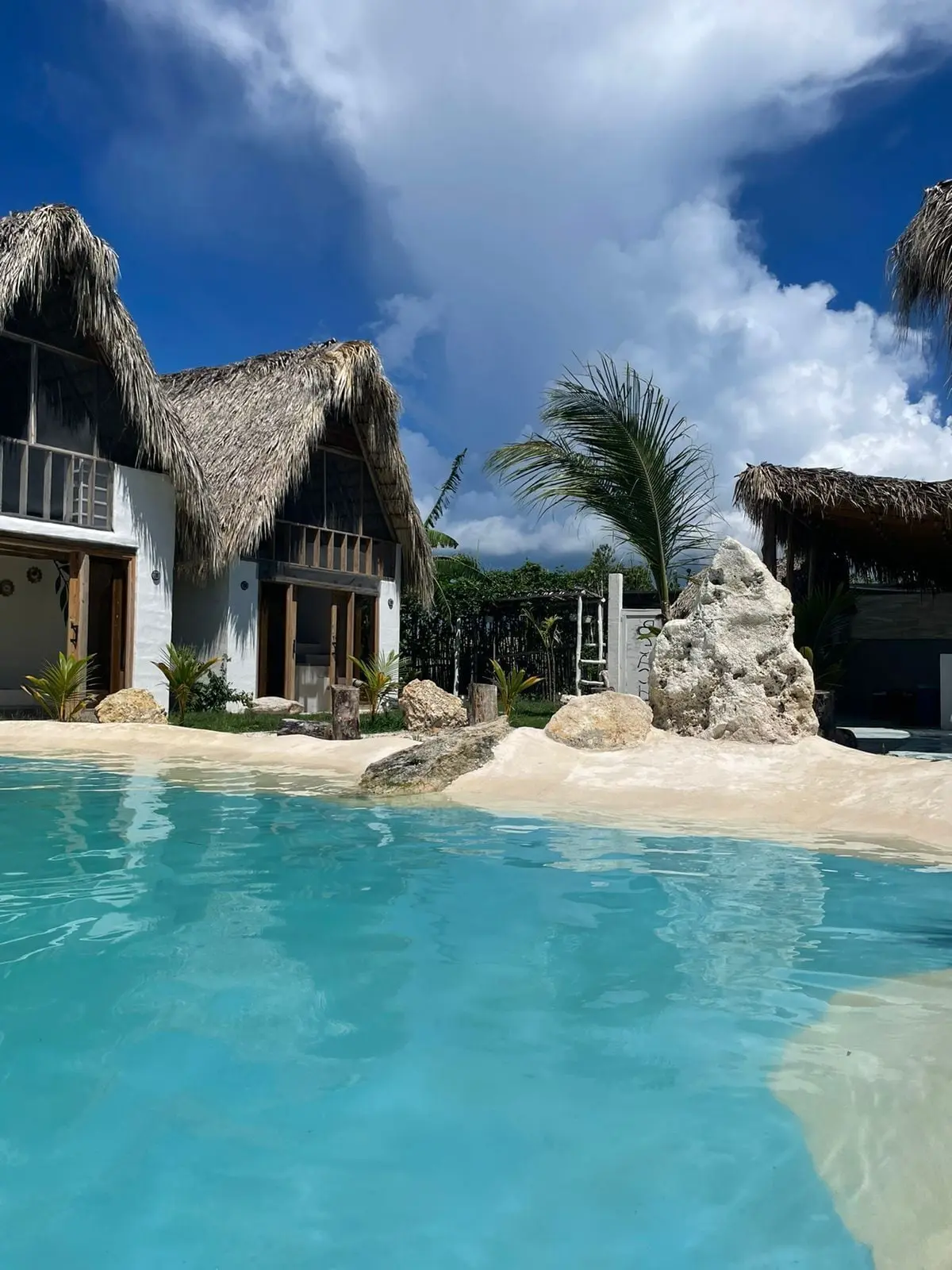 Blue beach Eco-hotel by Sanfabini