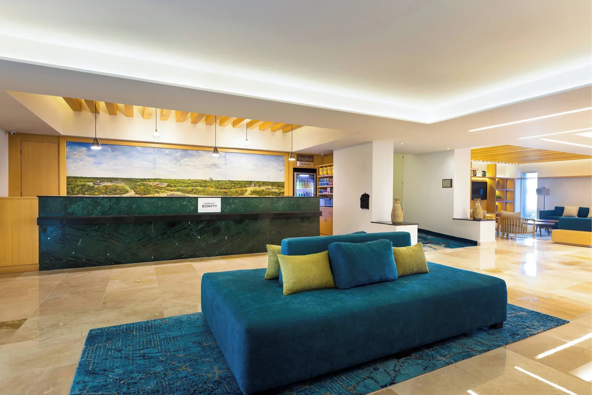 Courtyard By Marriott Cancun Airport