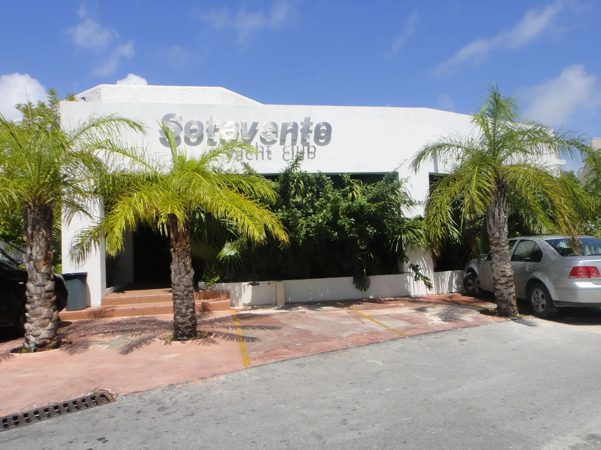 Hotel Sotavento & Yacht Club