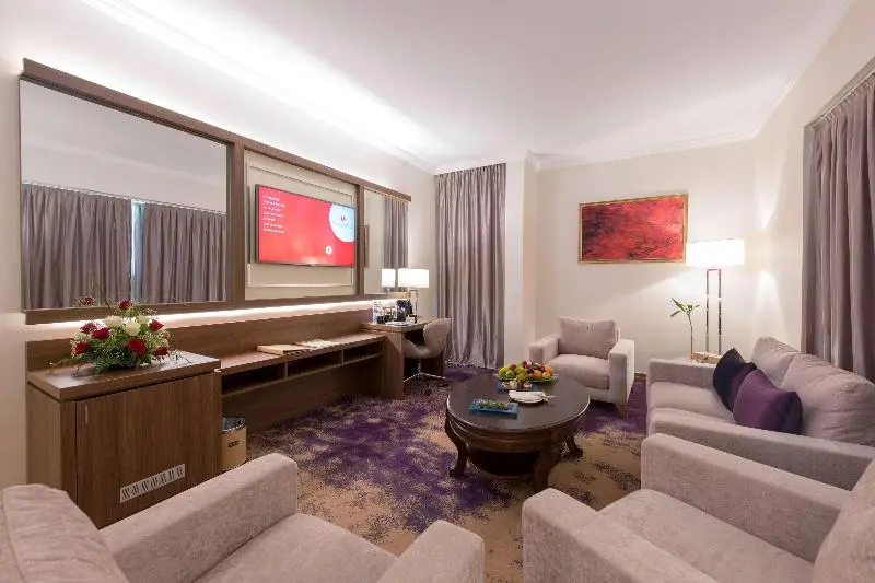 Ramada by Wyndham Continental Jeddah