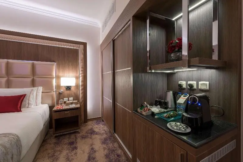 Ramada by Wyndham Continental Jeddah