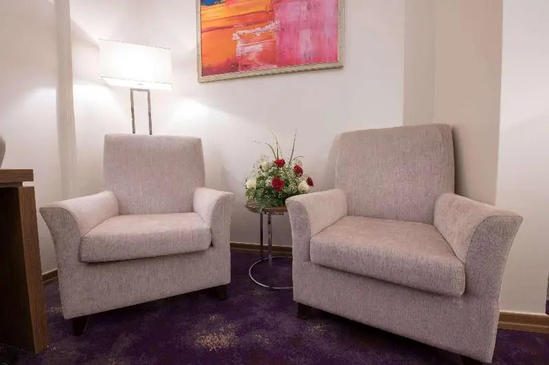 Ramada by Wyndham Continental Jeddah