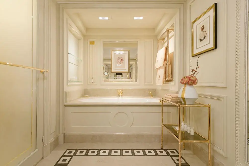 Ritz Paris