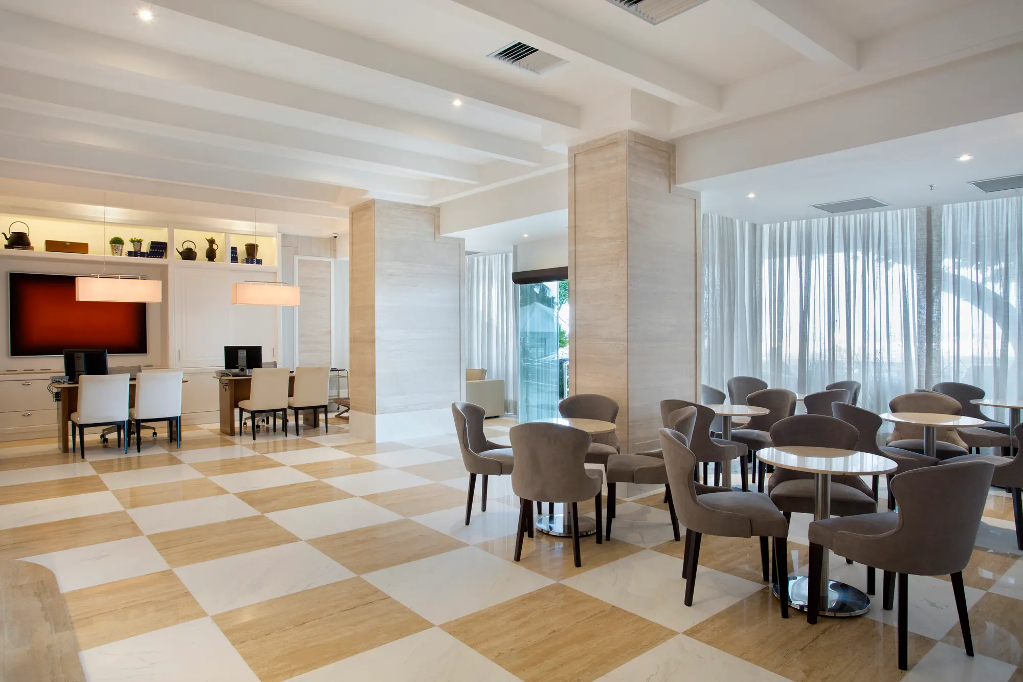 Windsor California Copacabana Hotel