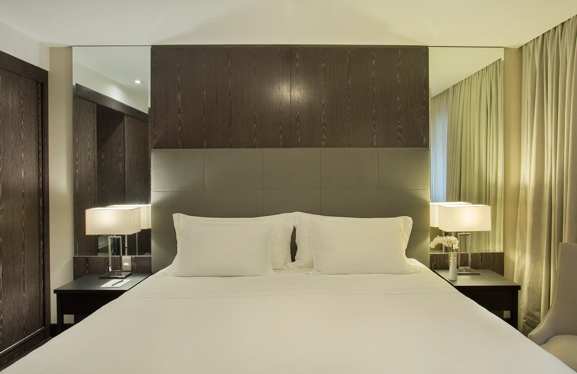 Windsor California Copacabana Hotel