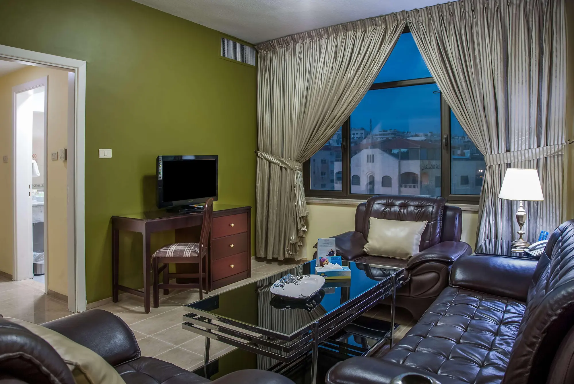 Days Inn Hotel and Suites Amman