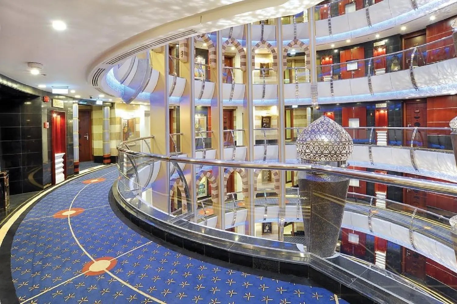 Leader Al Muna Kareem Hotel