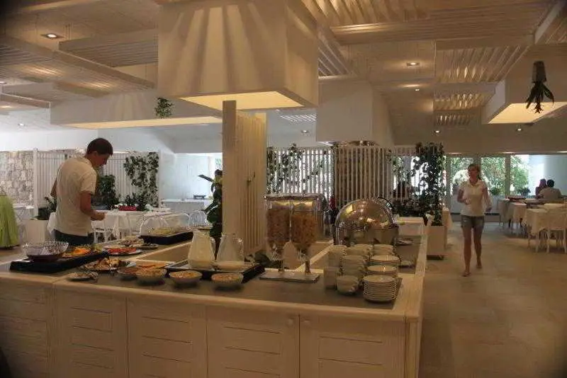 Castellastva Hotel