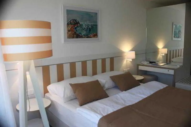 Castellastva Hotel