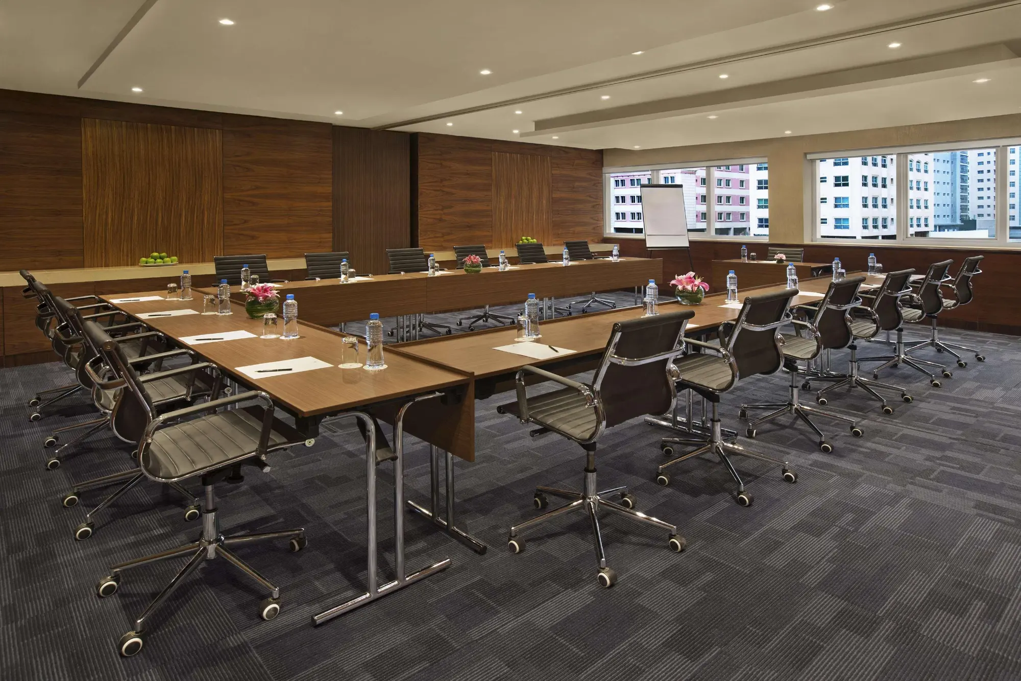 DoubleTree by Hilton Hotel & Residences Dubai Al B