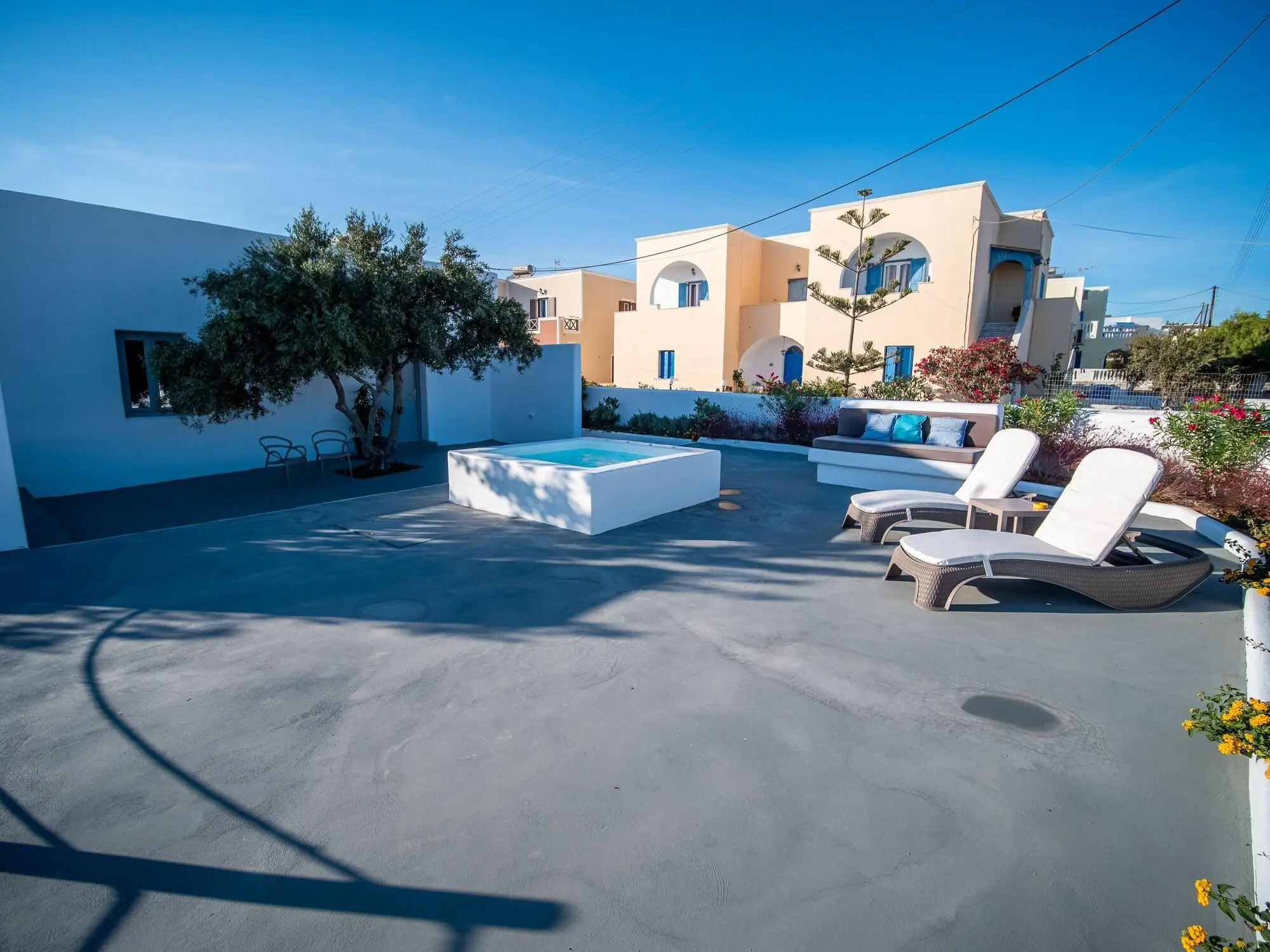 Majestic Sky Luxury Suites