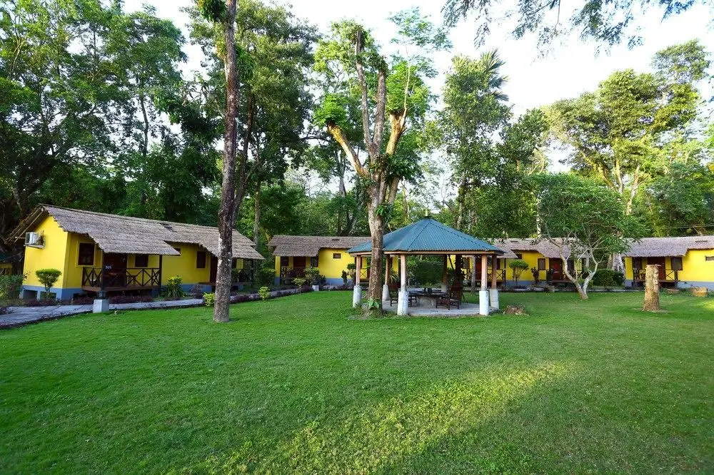 SAFARI ADVENTURE LODGE