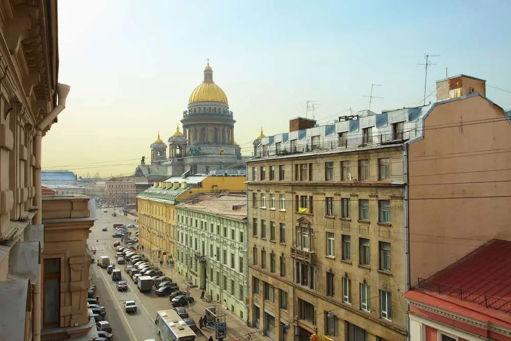 PETRO PALACE