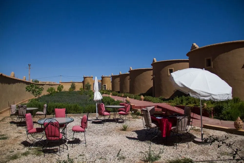 SKOURA LODGE