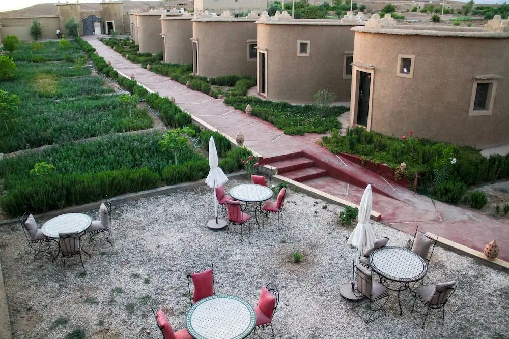 SKOURA LODGE