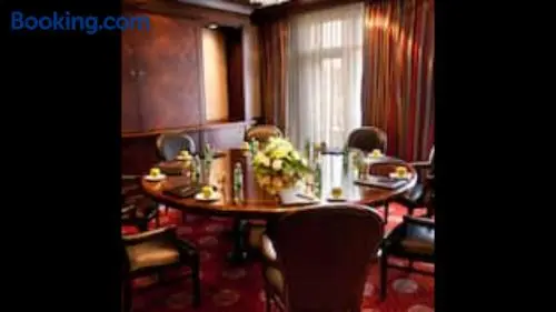 Room in BB - Conrad Cairo,twin classic Room, Partial Nile View