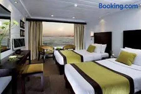 Premium Nile Cruise Luxor To Aswan 4Nights started from luxor 3 Nights started from Aswan