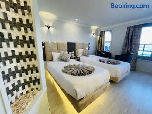 Premium Nile Cruise Luxor To Aswan 4Nights started from luxor 3 Nights started from Aswan