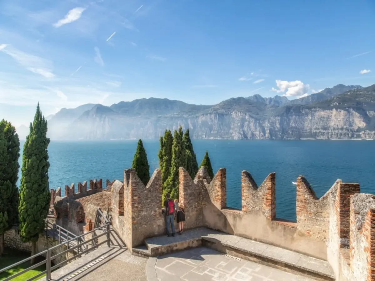 Discovering Garda Lake